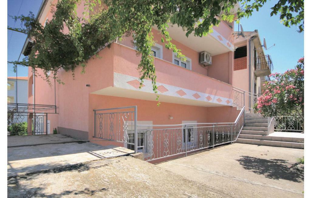 Apartman Mira Zaboric Bagian luar foto